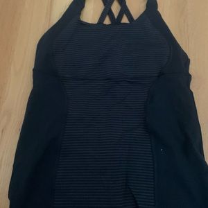 Black striped lulu top size 6 built in bra